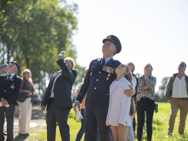 ../public/images/images/fotos/2023/Op Vleugels Der Vrijheid - 24 sept 2023 - 223.jpg